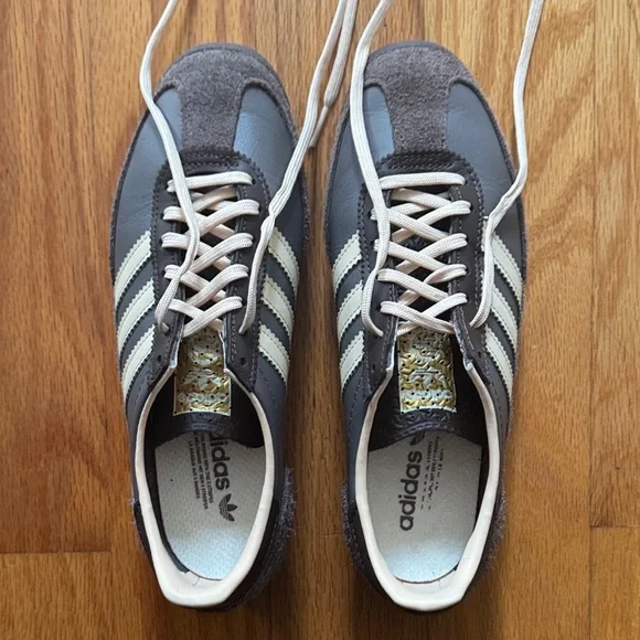 Adidas women’s SL 72 Sneaker Charcoal/Crystal Sand/Brown size 6.5 / 38 - Picture 4 of 10